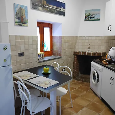 House Le Antiche Mura * كاستيل فولتورنو